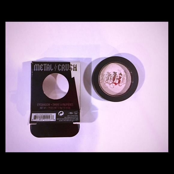 Kat Von D Other - Kat Von D Metallic Pearl Eyeshadow Kat Von D Other - Kat Von D Metallic Pearl Eyeshadow